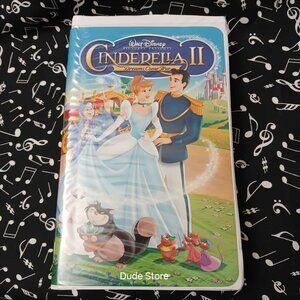 Cinderella II by Walt Disney - Animated Movie on 2002 VHS - Clamshell Case